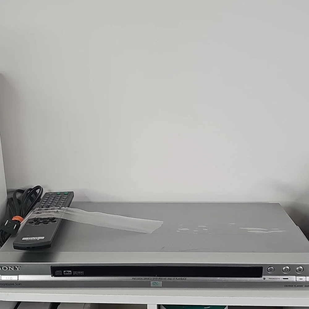 Sony DVP-NS575P DVD Player Silver Progressive Scan DTS w/ Remote